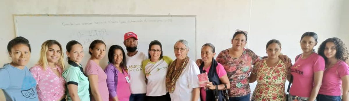 Mujeres Mineras reciben capacitación en la Universidad de Oriente del estado Bolívar.