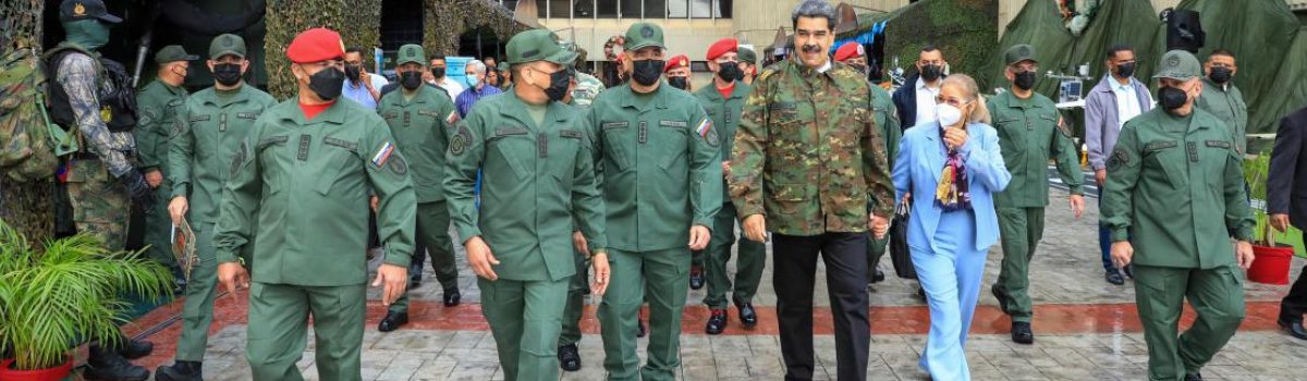 Presidente Maduro encabezó acto con la FANB