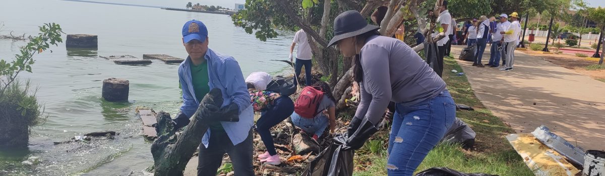 Continúa Jornada de saneamiento el Lago de Maracaibo