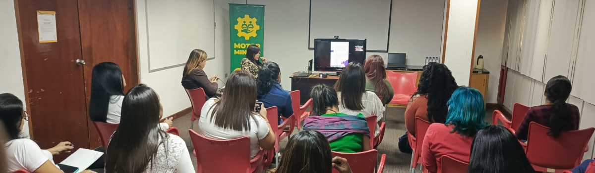 Mujeres mineras participan en videoconferencia con MinMujer