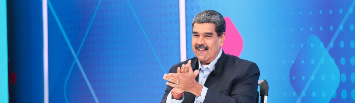 Presidente Nicolás Maduro transmite su programa N°42