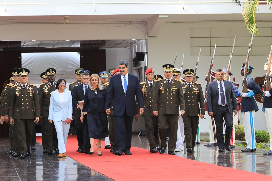 Jefe de Estado Nicolás Maduro Moros denuncia nuevos planes de desestabilización
