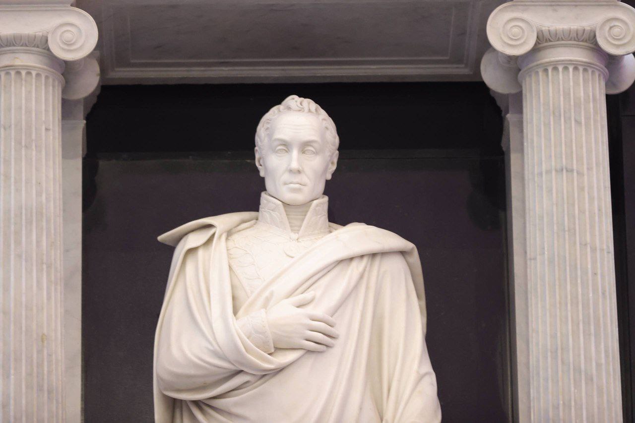 Se cumplen 242° años del natalicio de Simón Bolívar